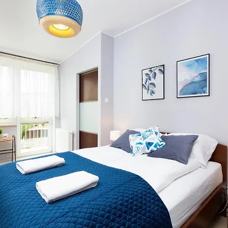 Nasypowa By Renters Apartment
